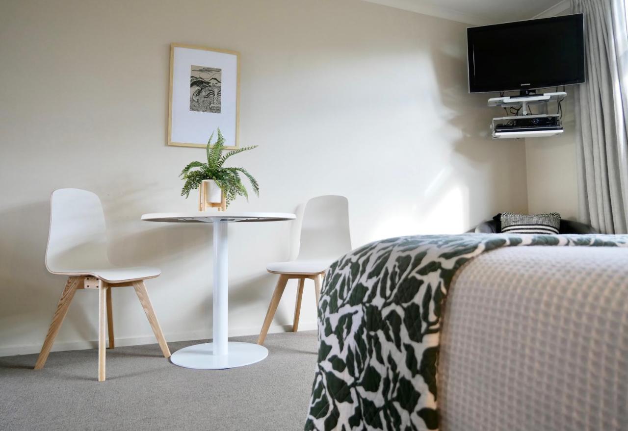 Alpine Lake Motel Таупо Экстерьер фото