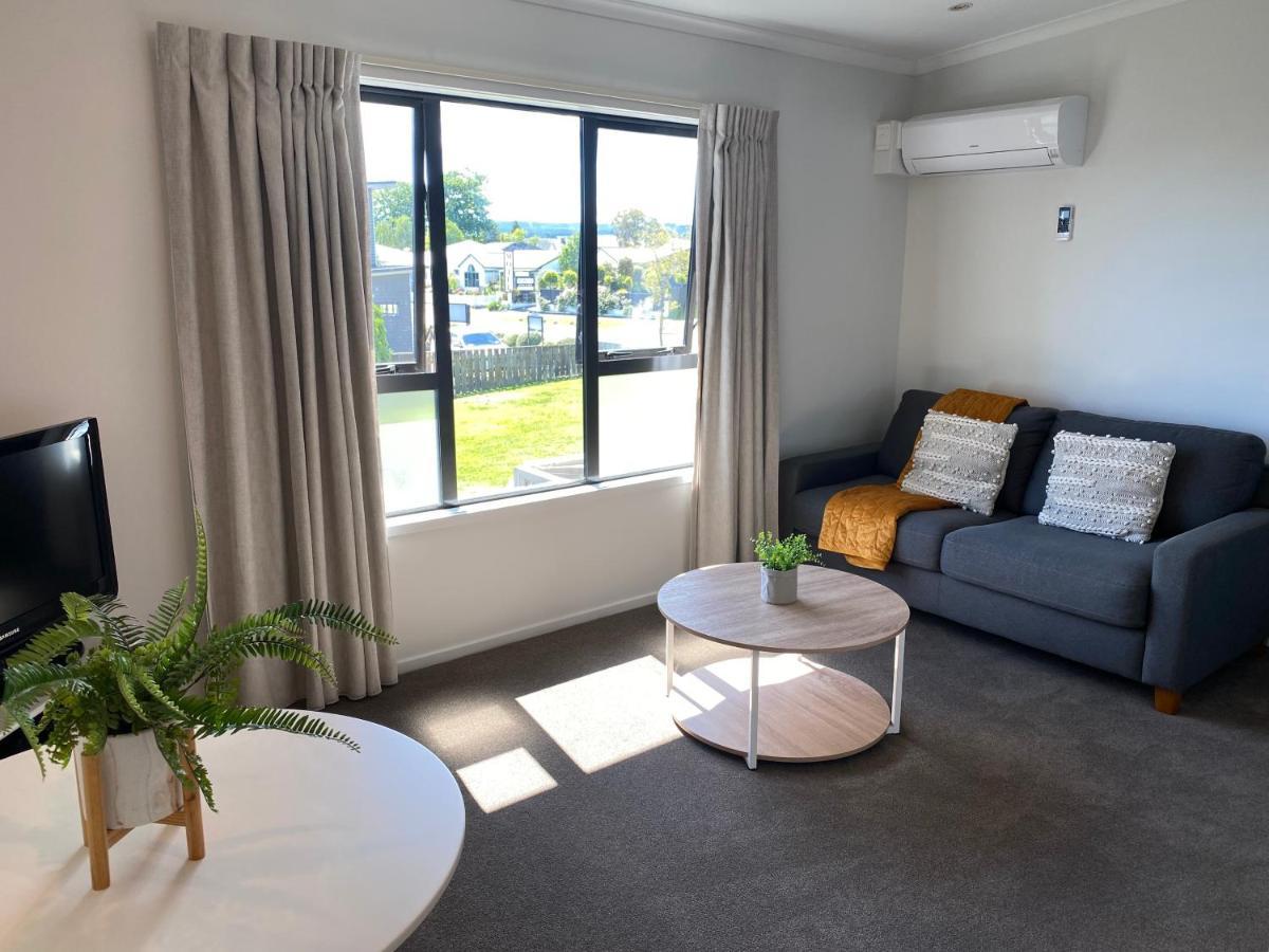 Alpine Lake Motel Таупо Экстерьер фото